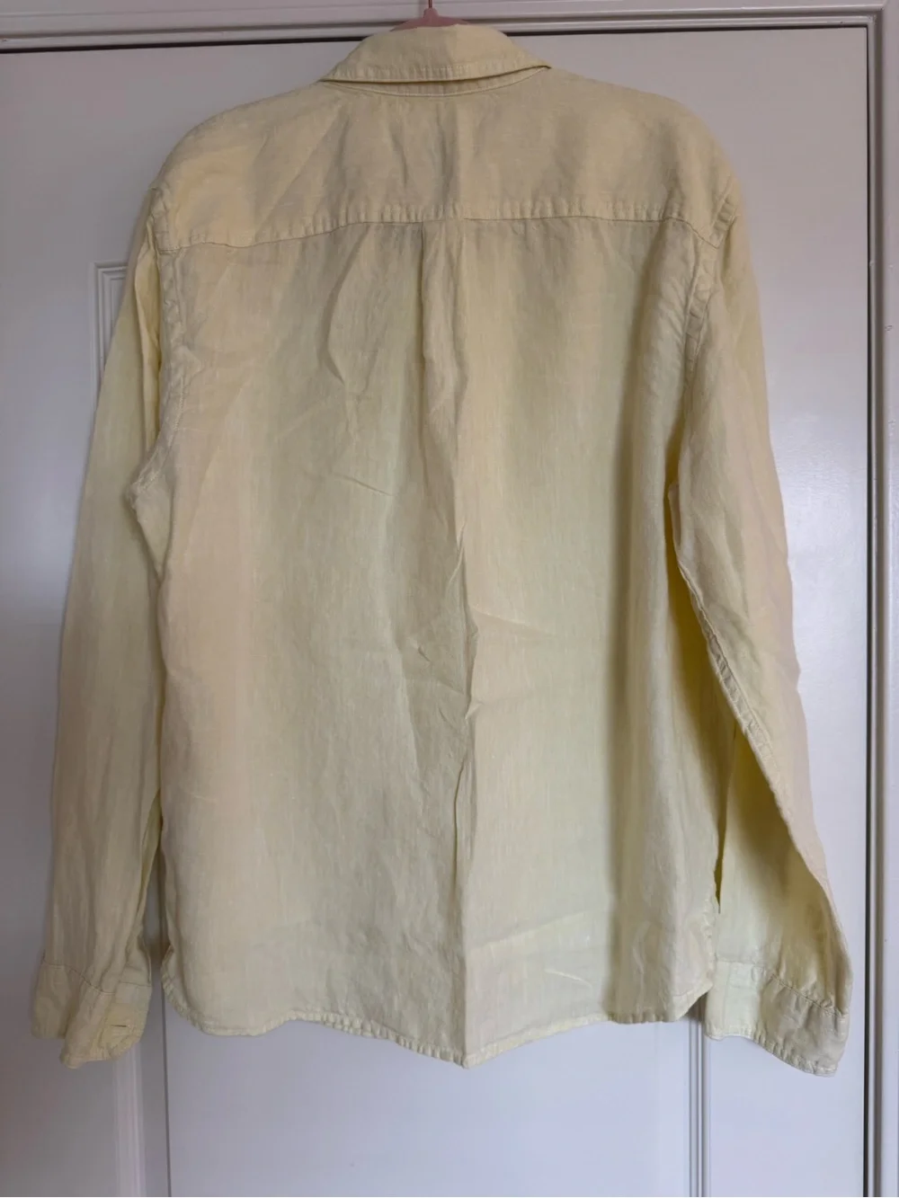 Banana Republic Lightweight Linen Button-Up Shirt in Pale Yellow